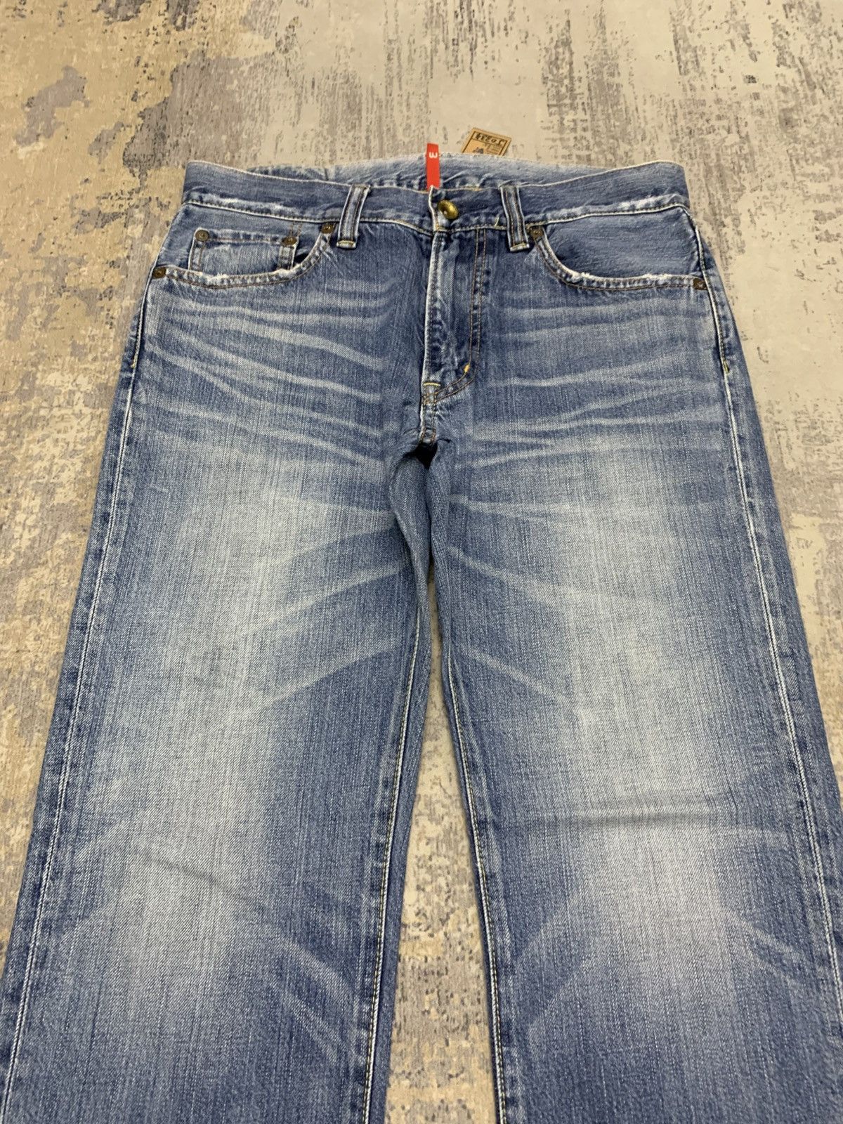 Japanese Brand Vintage Uniqlo S002 Japan Stone Wash Jeans 31x30 Size US 31 - 2 Thumbnail