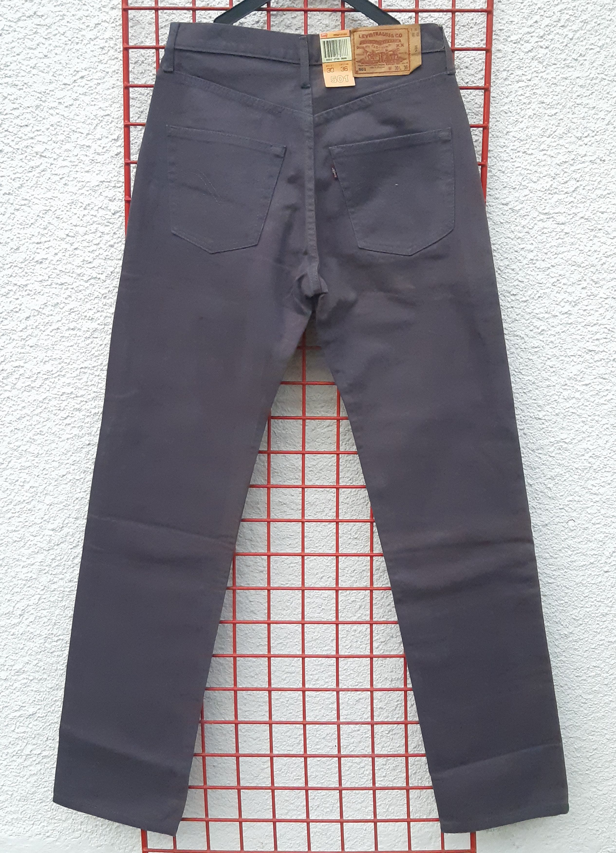 Levi's Vintage 90s LEVIS 501 Jeans USA size W30 L36 NWT Size 30" / US 8 / IT 44 - 2 Thumbnail
