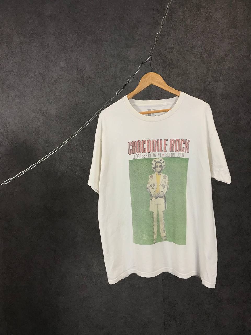 Band Tees Elton John music pop band tee Size US XL / EU 56 / 4 - 1 Thumbnail