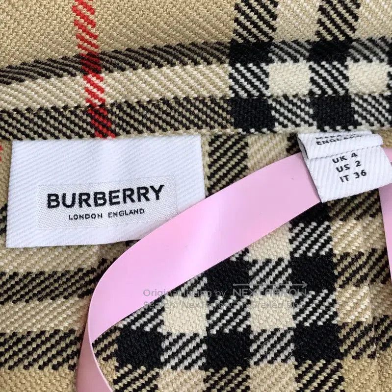 Burberry Burberry Brown Wool Plaid Skirt for Women. Size 22" - 5 Thumbnail