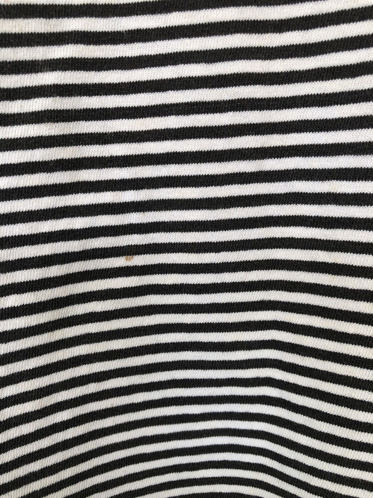 Vintage Vintage 90s Grunge Small Stripe Hanes Tee Size US L / EU 52-54 / 3 - 5 Thumbnail