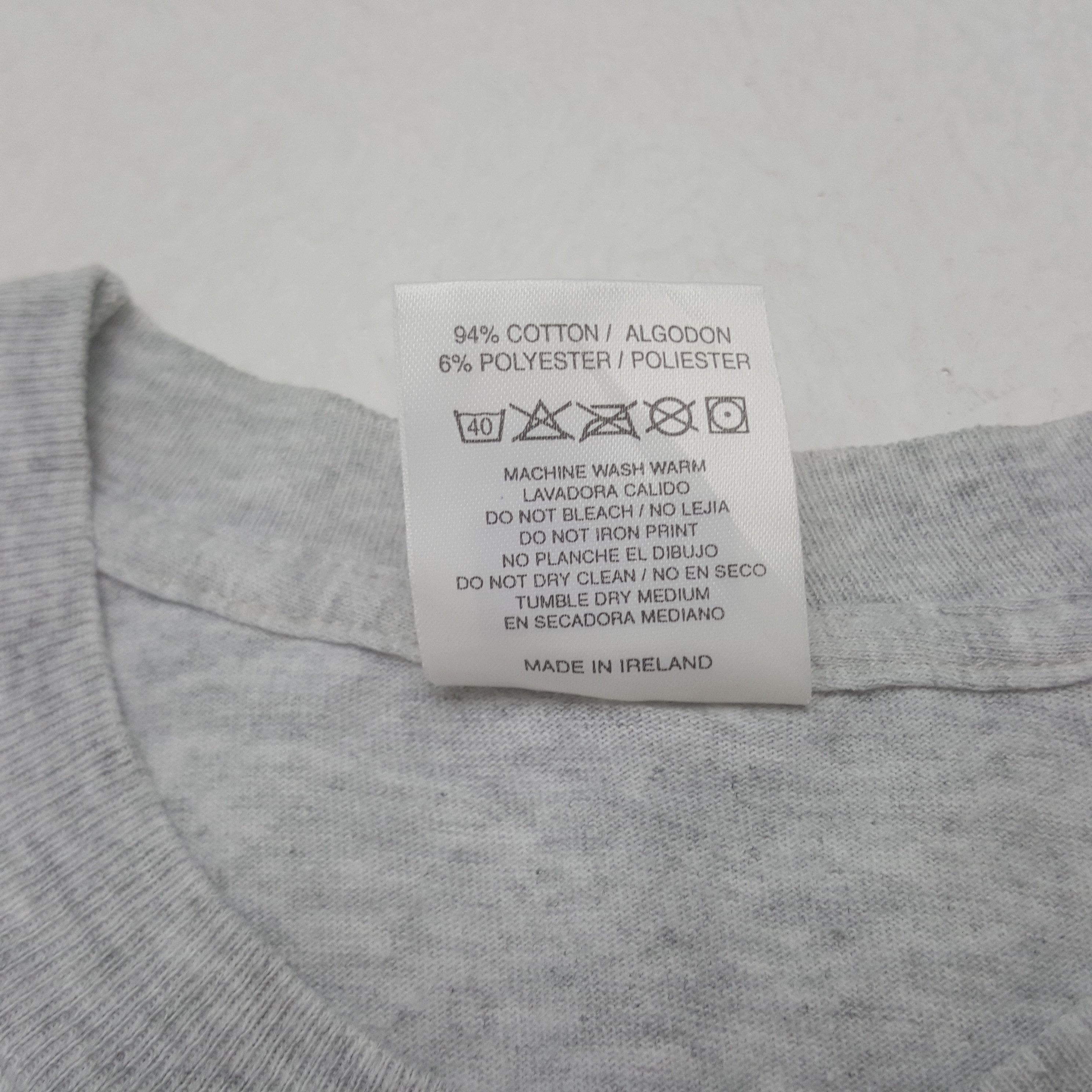 Vintage Vintage Boyzone Tshirt Size US S / EU 44-46 / 1 - 5 Thumbnail