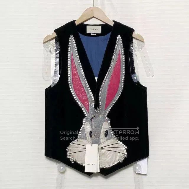 Gucci Gucci Bugs Bunny Rhinestone Suede Vest. Size US S / EU 44-46 / 1 - 1 Thumbnail