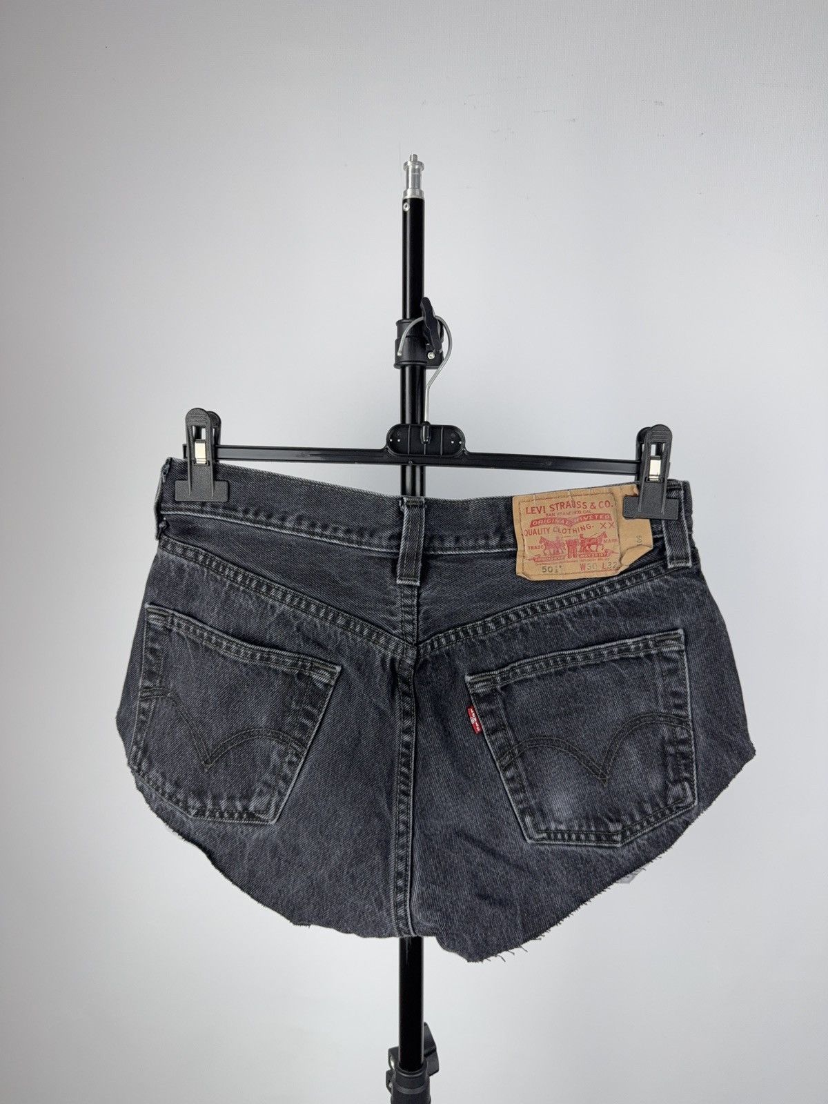 Levi's × Levi's Vintage Clothing × Vintage Vintage Levi’s 501 Black Denim Cutoff Shorts W30 Custom Size 30" / US 8 / IT 44 - 3 Thumbnail