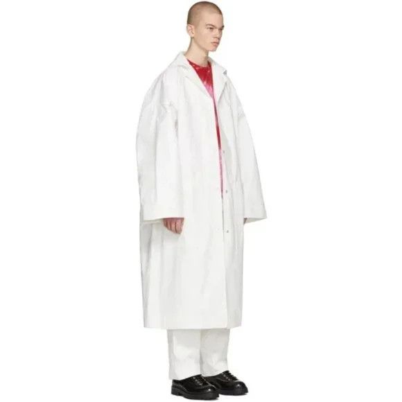Kwaidan Editions Kwaidan Editions Oversized Lab Coat Size M Mens White SSENSE Size US M / EU 48-50 / 2 - 10 Thumbnail