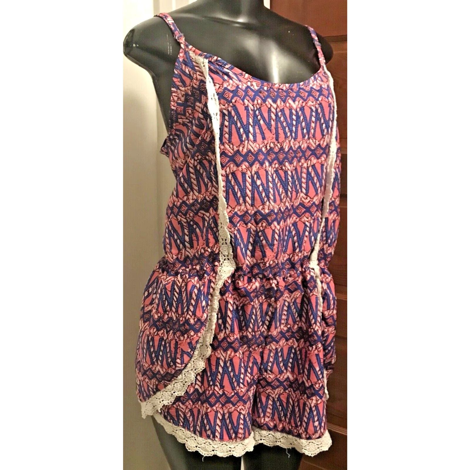 X-LARGE VINTAGE X-Large Harmony & Havoc Pink & Purple Adjustable Spaghetti Strap Romper Size 40" / US 18 - 3 Thumbnail