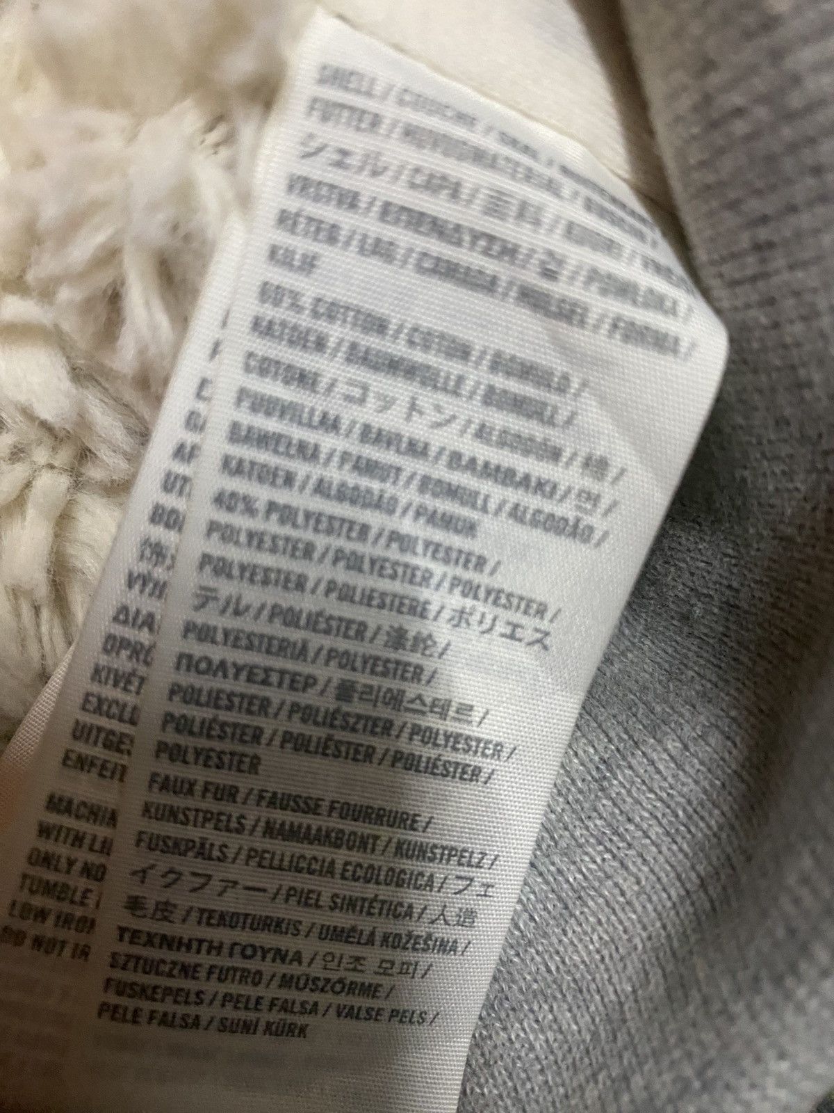 Abercrombie & Fitch Abercrombie &fitch Faux Fur Hoodie Button Size US L / EU 52-54 / 3 - 6 Thumbnail