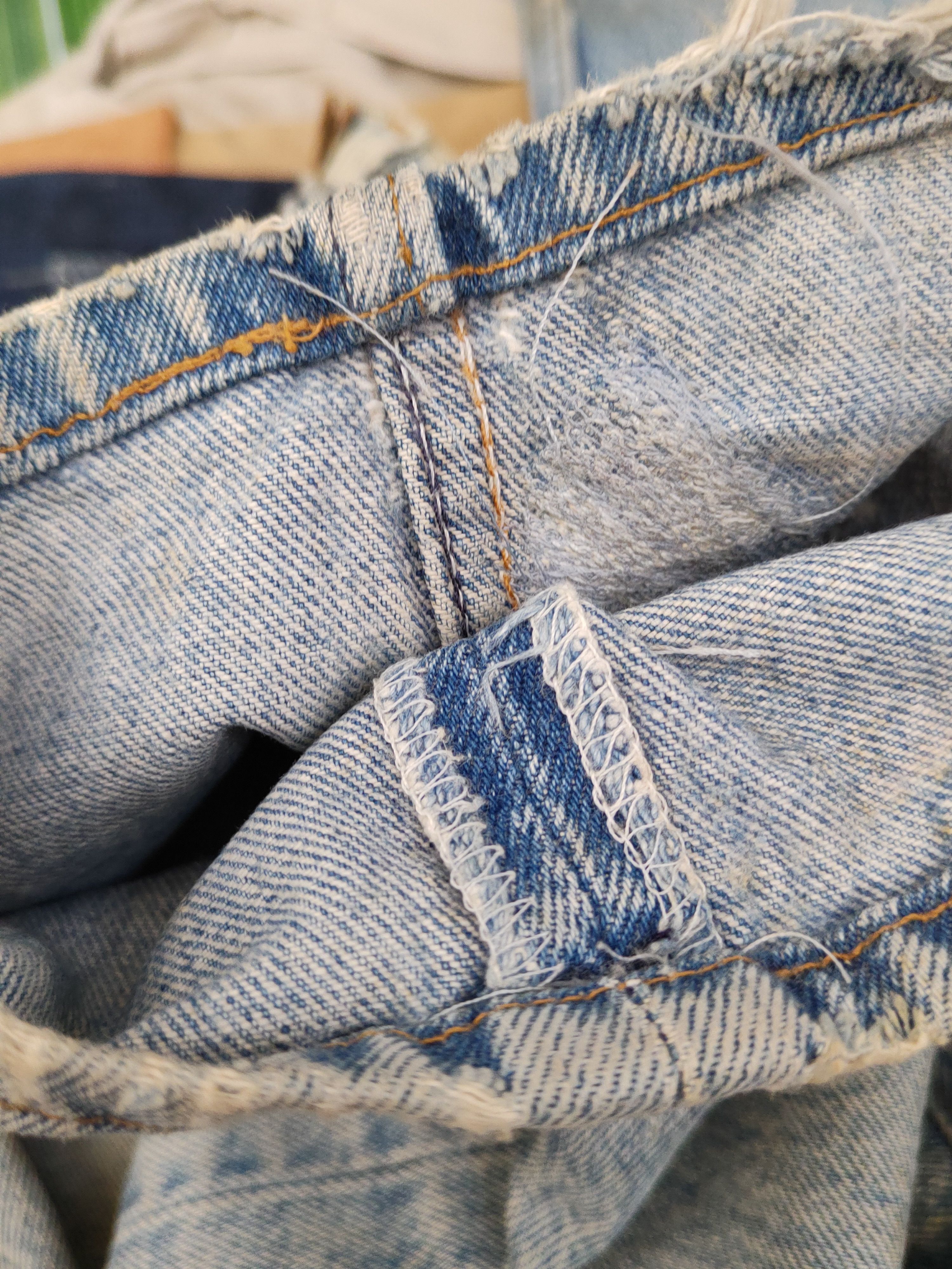 Levi's Levi's Light Blue Distressed Ripped denim Jeans #W1588 Size US 34 / EU 50 - 15 Thumbnail