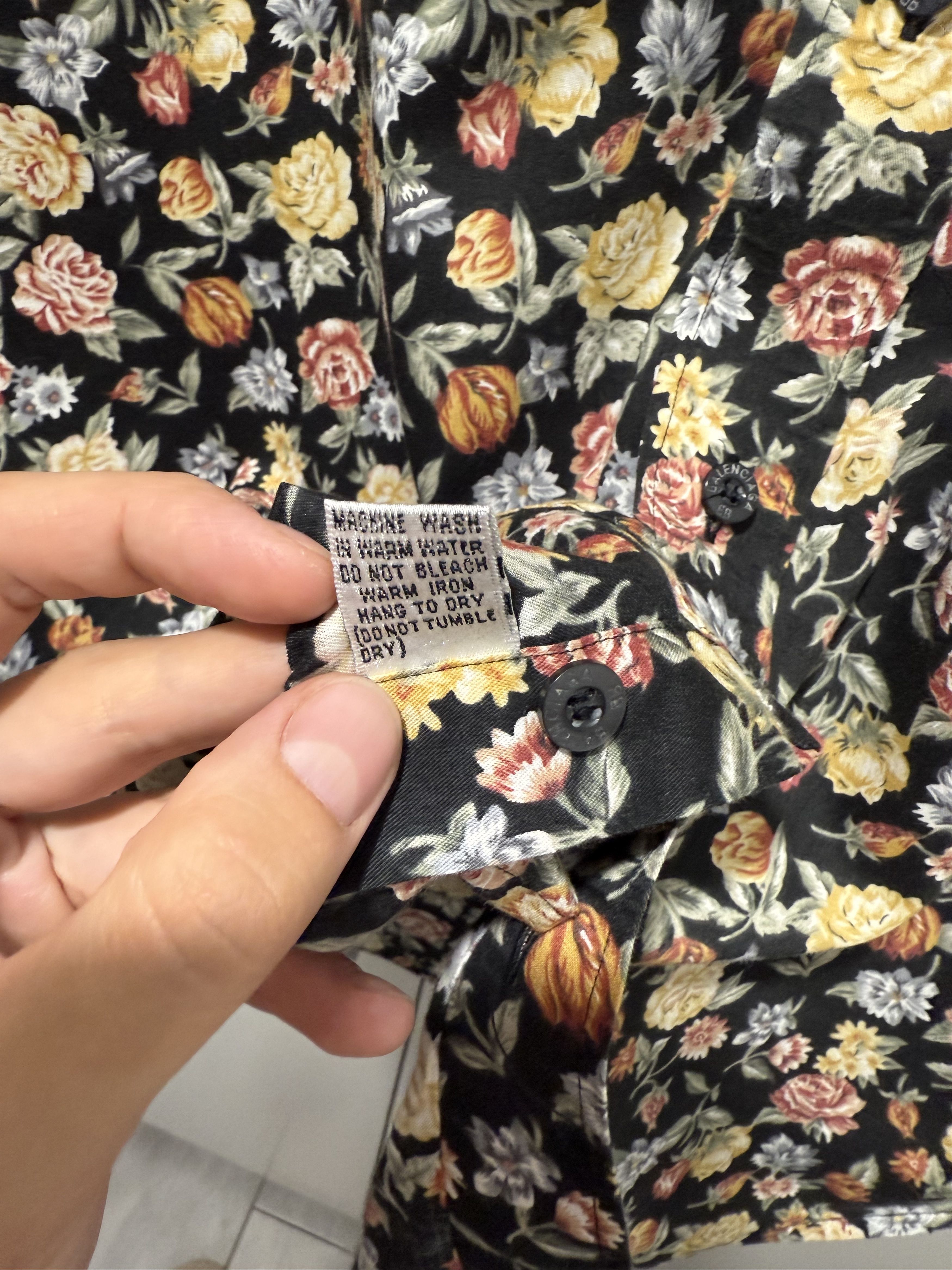 Balenciaga Rare Vintage Balenciaga Floral Shirt (L) Size US L / EU 52-54 / 3 - 5 Thumbnail