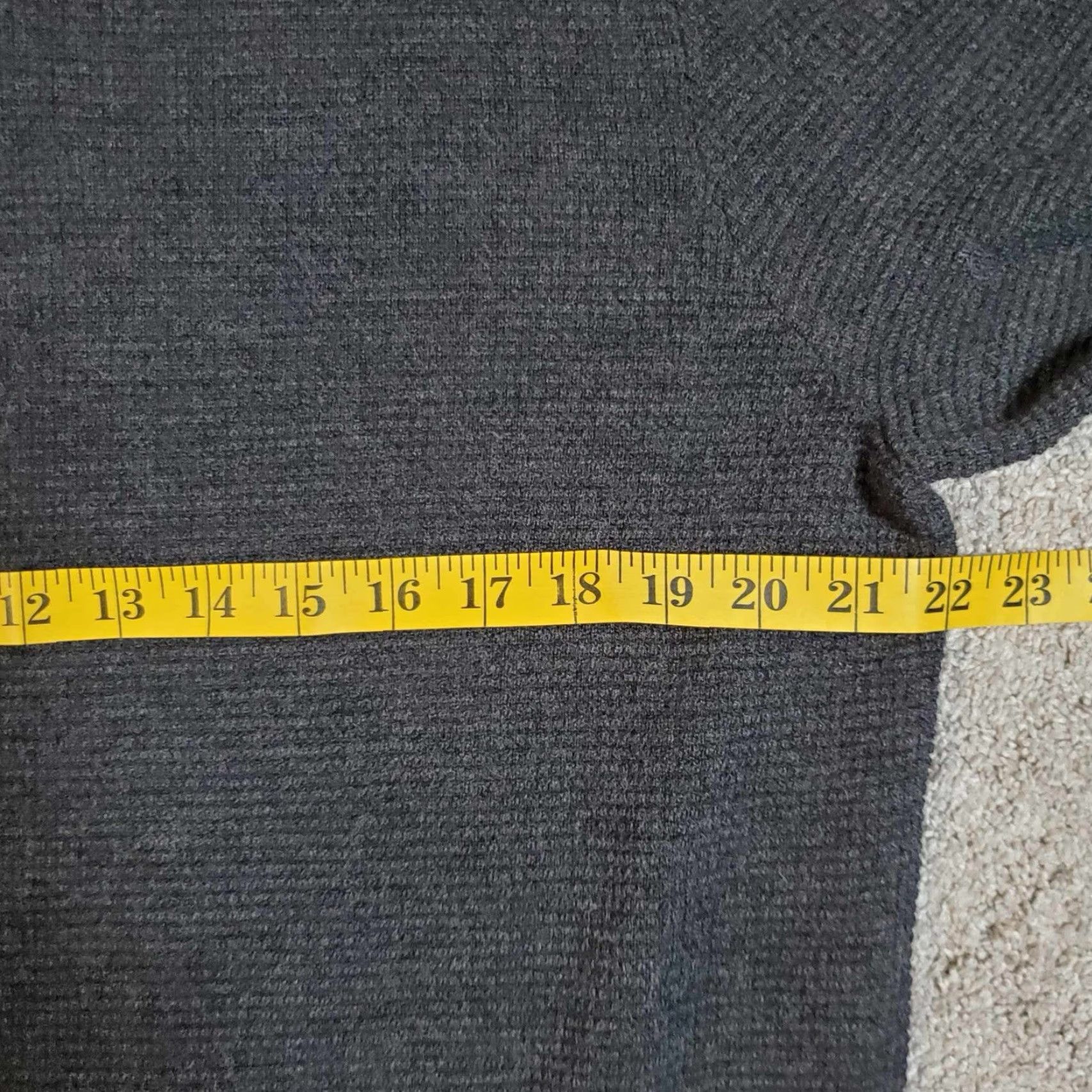 Club Room Club Room 1/4 Zip Sweater Mens Large Quarter Zip Merino Wool Blend L Gray Solid Mock Neck Knit 1/4 Zip All Seasons Regular Mens Size US L / EU 52-54 / 3 - 4 Thumbnail