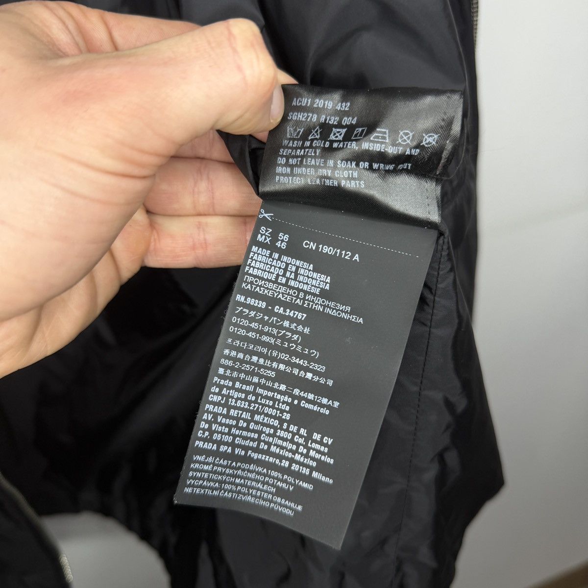 Prada Prada Milano Jacket Re-Nylon Archive Black RARE Size US XL / EU 56 / 4 - 15 Thumbnail