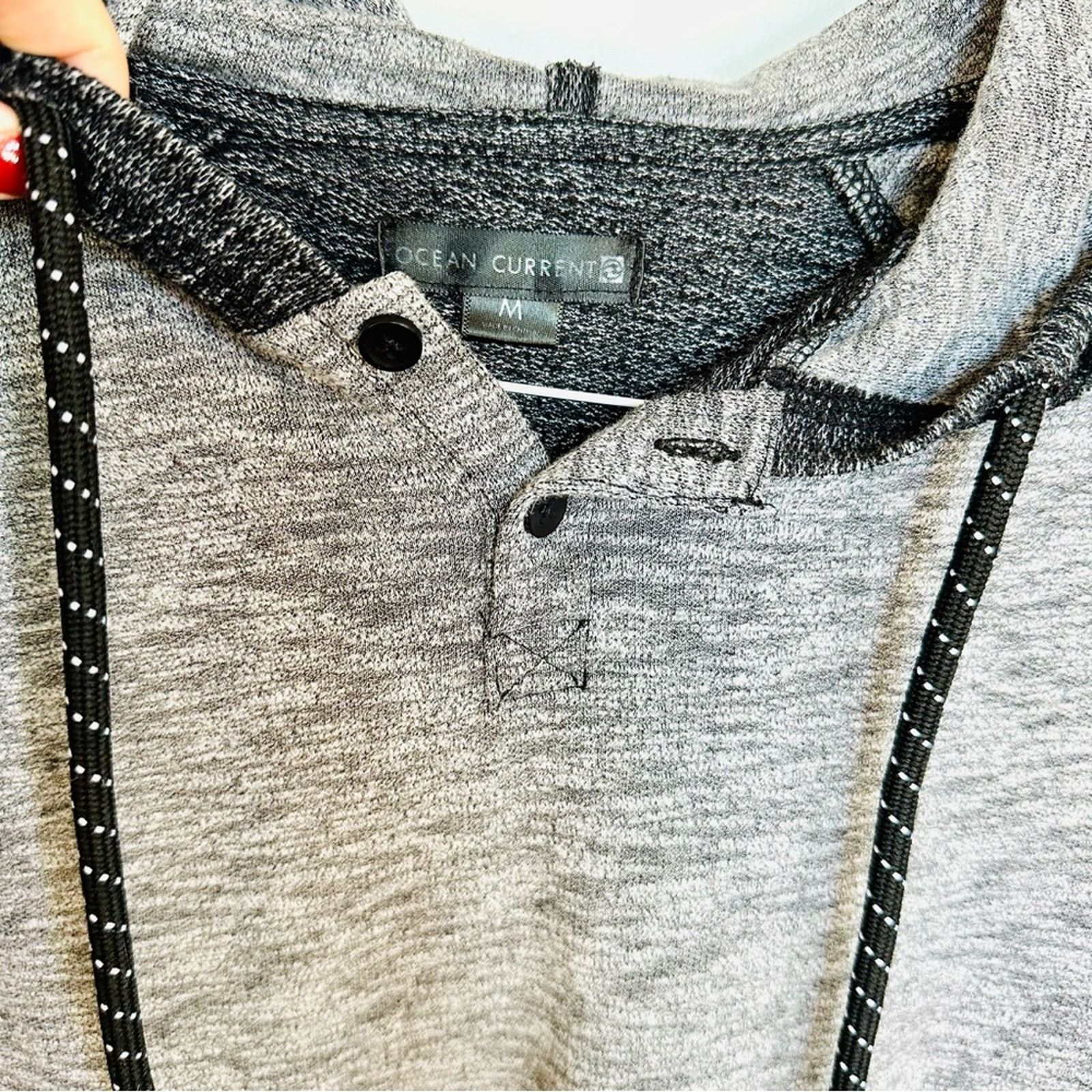 Ocean Current MENS OCEAN CURRENT Two Tone Dark Light Grey Henley Tee Shirt Size US M / EU 48-50 / 2 - 2 Thumbnail