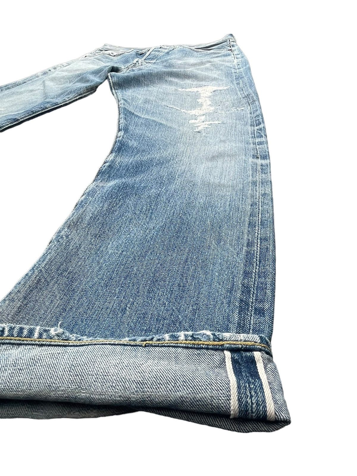 Levi's Vintage 1999 Levis 501 E 1944 Selvedge Distresed Size US 32 / EU 48 - 4 Thumbnail