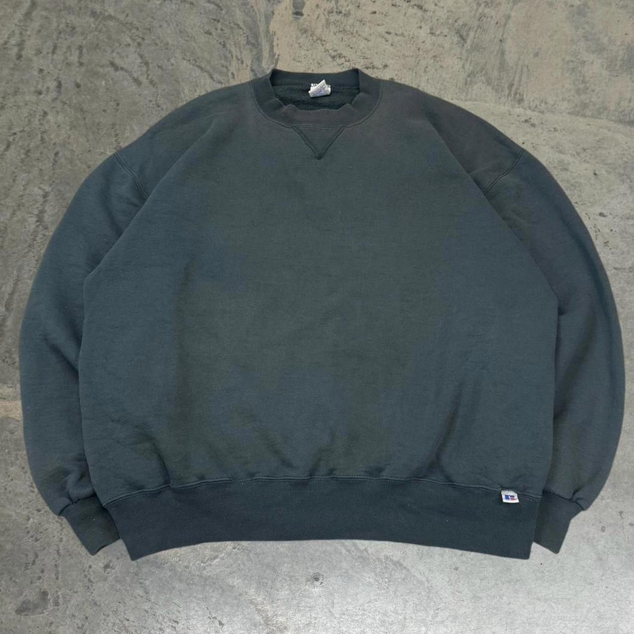 Russell Athletic × Vintage Vintage 90s Russell Athletic Faded Forest Green Crewneck Size US XL / EU 56 / 4 - 1 Thumbnail