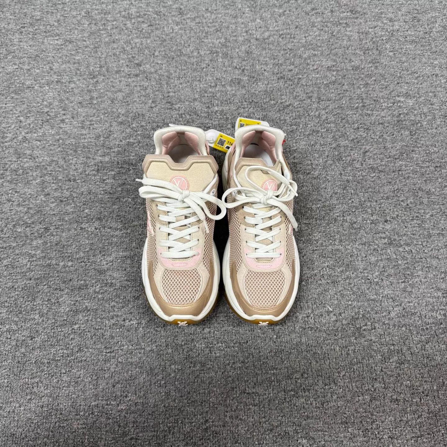 Louis Vuitton LV Run 55 nude pink colorblock dad shoe Size US 5.5 / IT 35.5 - 3 Thumbnail