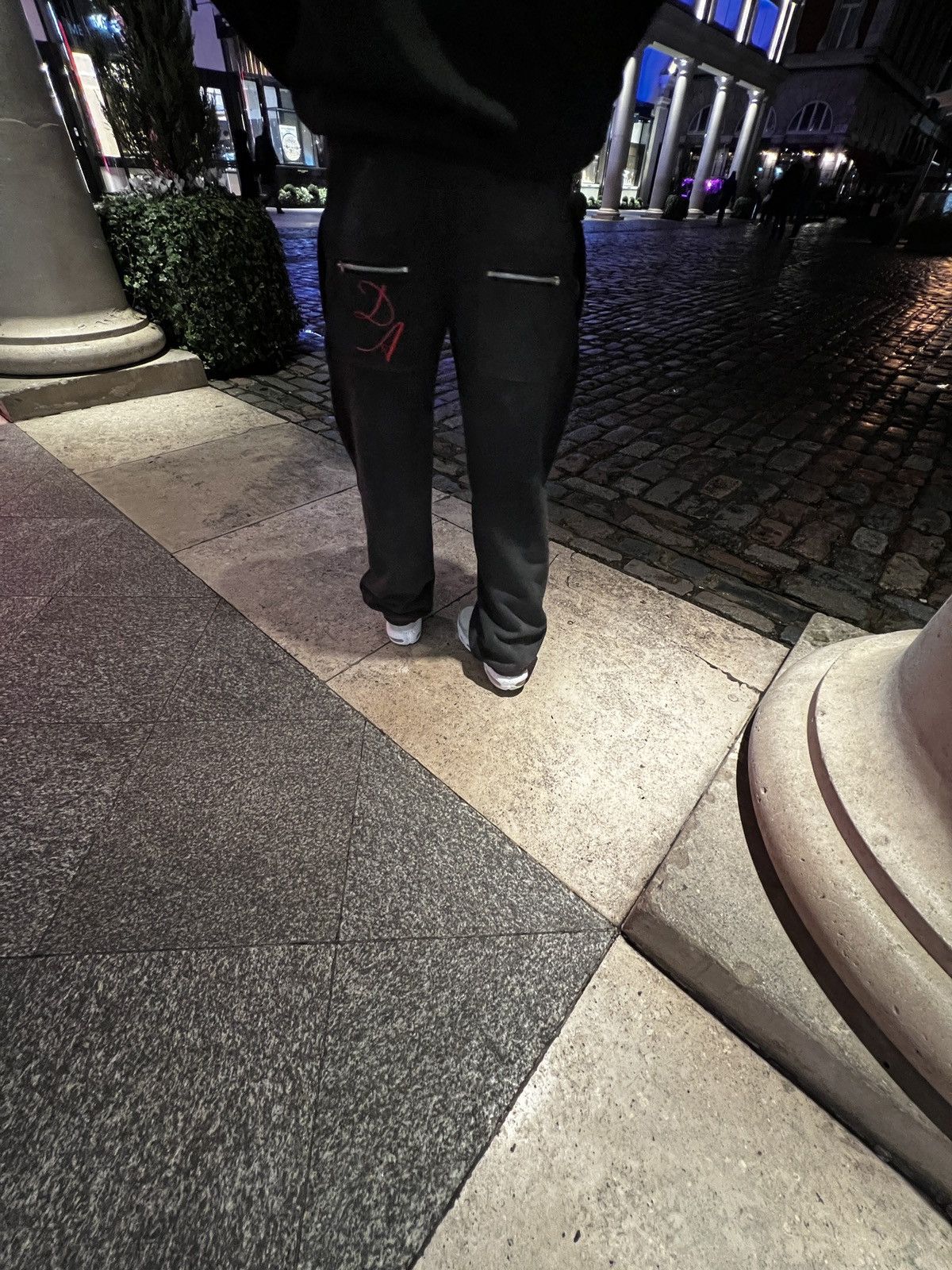 Other Dreamalot - Oversized jogger (Small 28 - 30 / 104cm Length ) Size US 30 / EU 46 - 12 Thumbnail