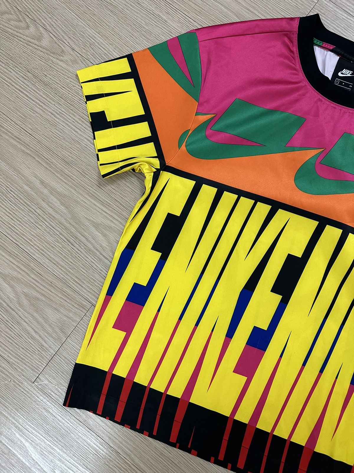 Beauty Beast × Nike × Vintage Rare Beautiful Nike NSW Retro Spell Out AOP Jersey Size US S / EU 44-46 / 1 - 4 Thumbnail