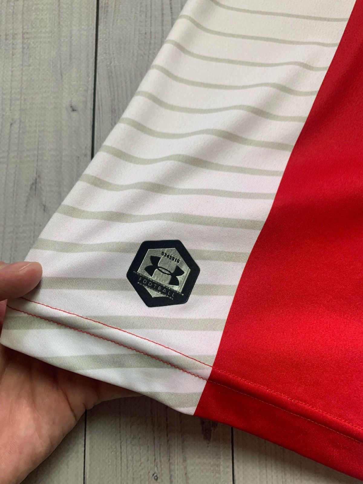 Under Armour Under armour Southampton soccer jersey Size M Size US M / EU 48-50 / 2 - 4 Thumbnail