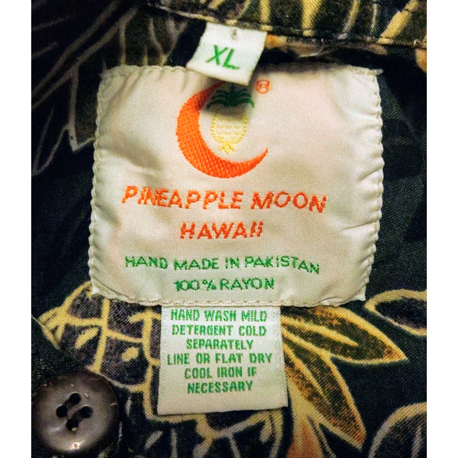 Vintage Pineapple Moon Hawaiian Shirt Men XL Black Floral Short Sleeve Button-Up Size US XL / EU 56 / 4 - 3 Thumbnail