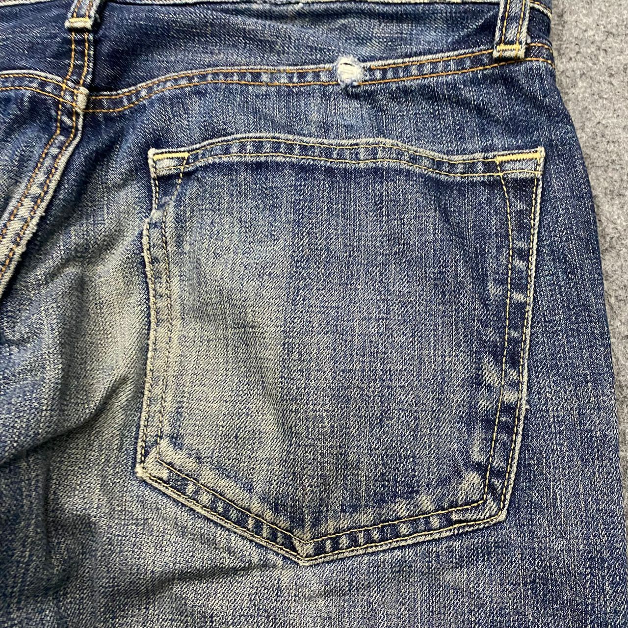 Japanese Brand 💥Best Offer💥Vintage Uniqlo Jeans Distressed Denim Size US 33 - 12 Thumbnail