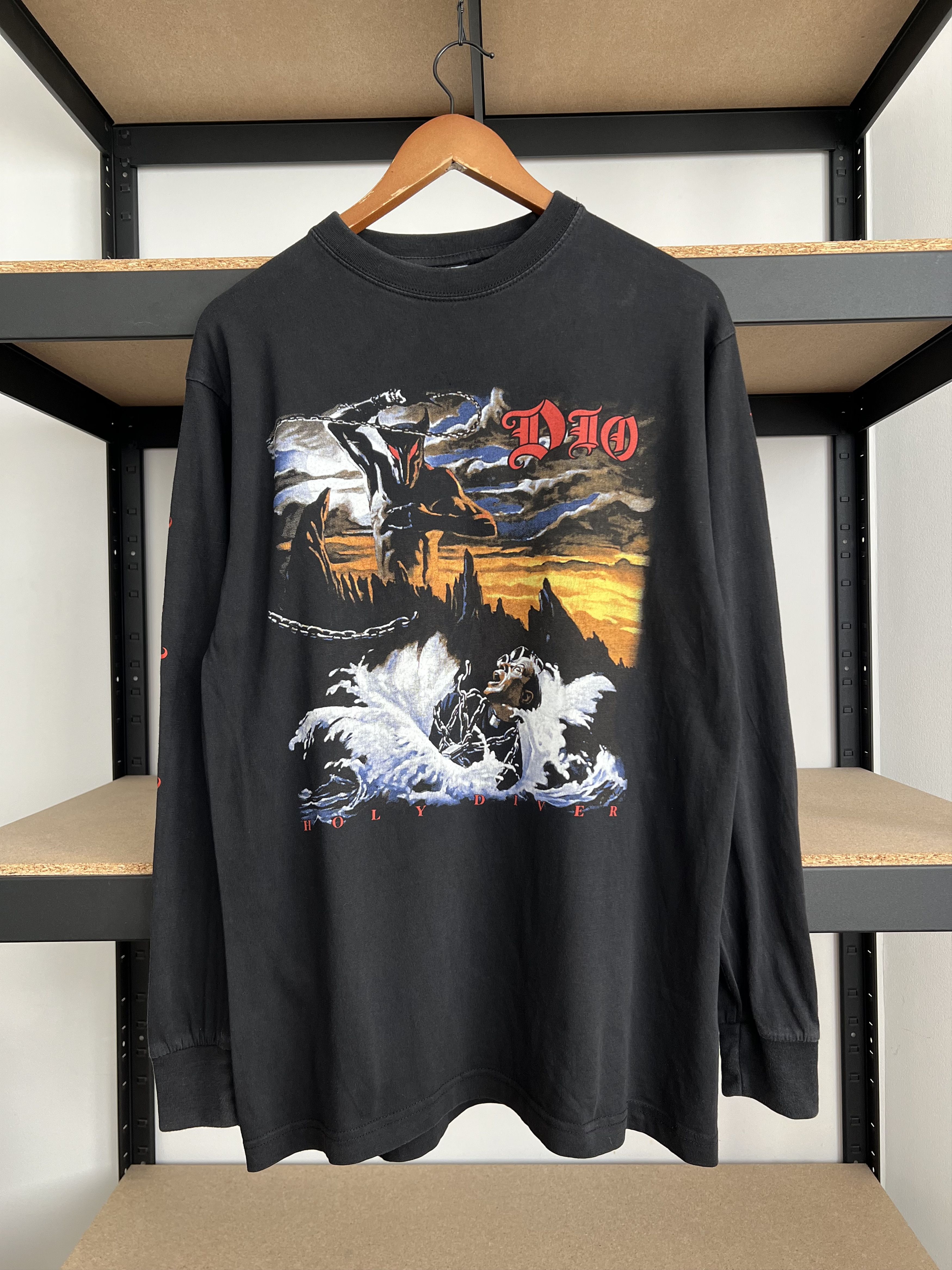 Band Tees Vintage 2005 Dio Holy Diver Tour Black Long Sleeve T-shirt Size US L / EU 52-54 / 3 - 1 Thumbnail