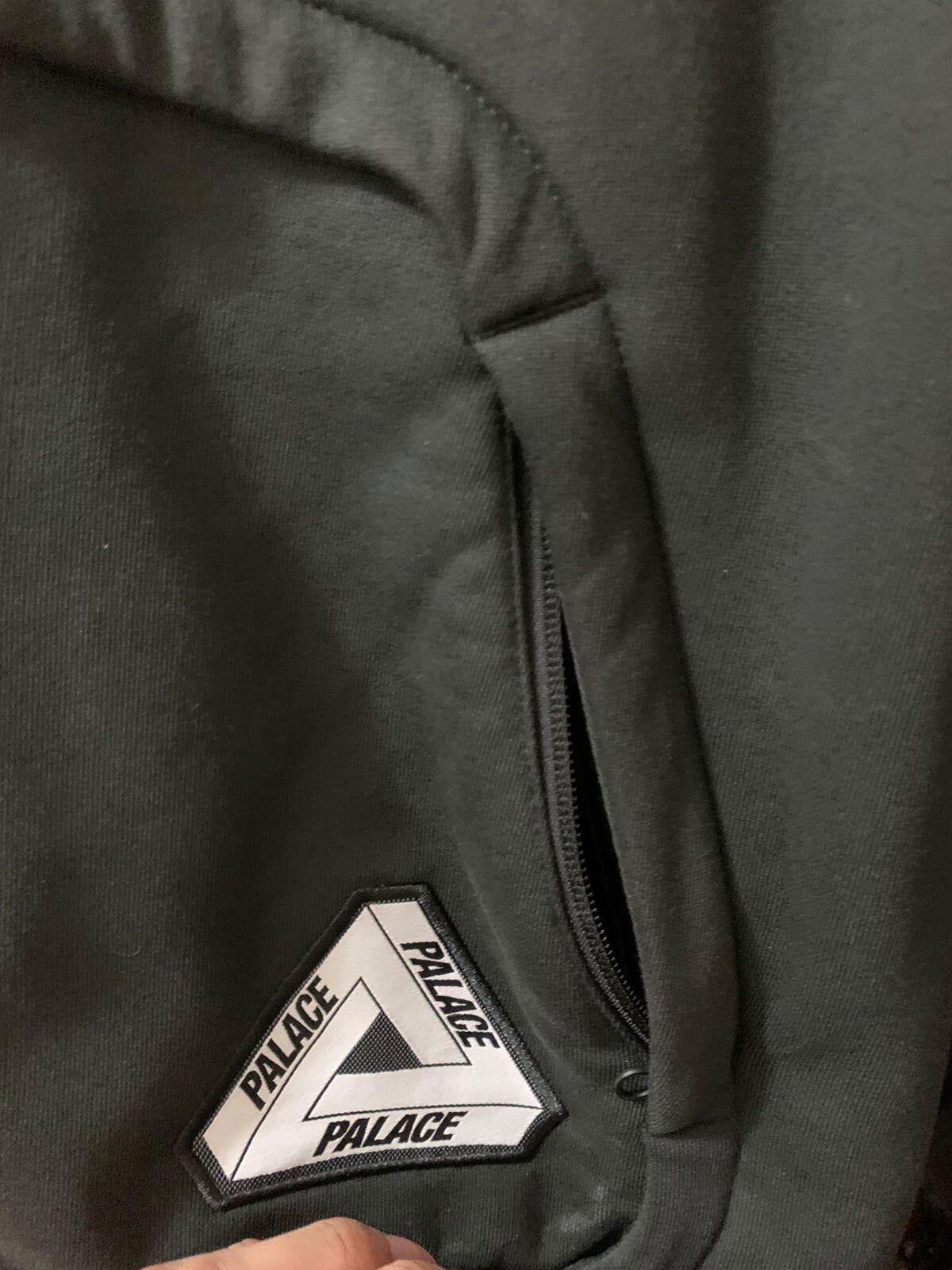 Palace Tri pocket hoodie Size US M / EU 48-50 / 2 - 2 Preview