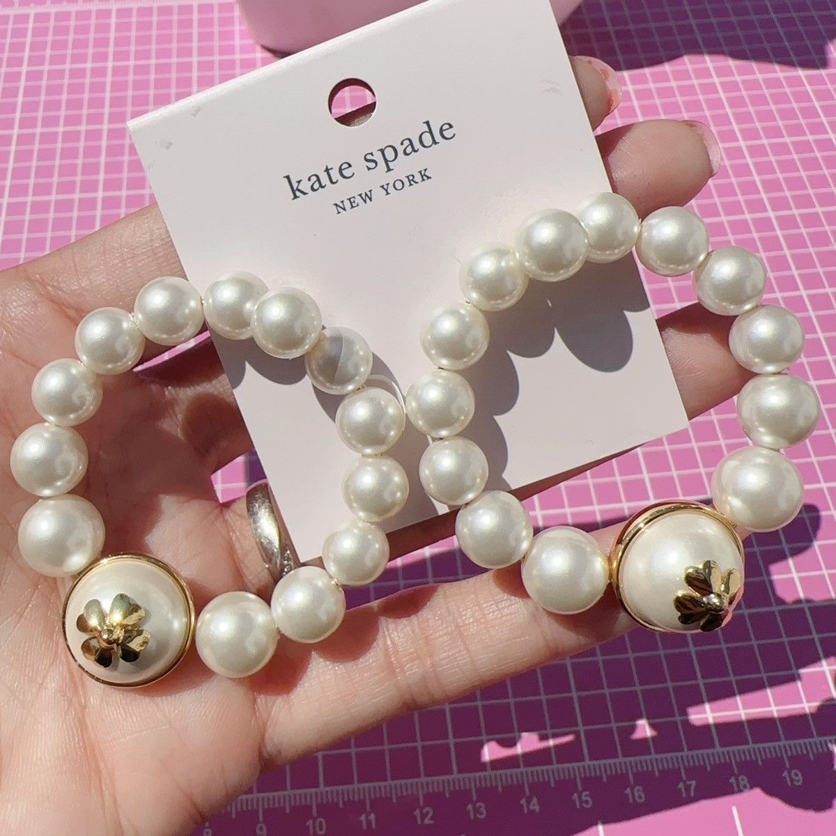 Kate Spade $99 Kate Spade White Pearl Circle Gold Logo Drop Gold Tone Size ONE SIZE - 1 Thumbnail