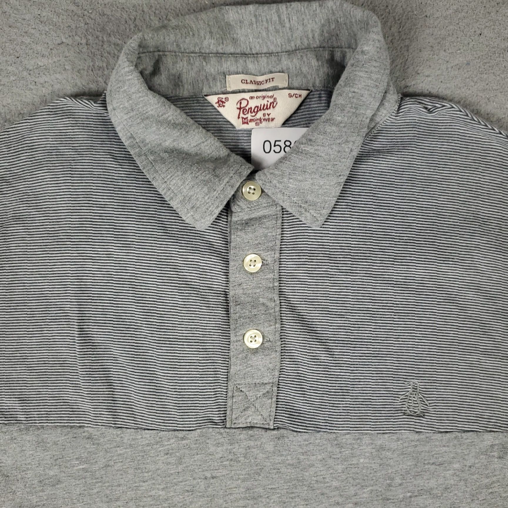 Vintage Penguin Polo Shirt Mens Small Gray Casual Short Sleeve Activewear Size US S / EU 44-46 / 1 - 2 Thumbnail