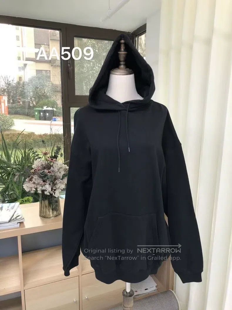 Balenciaga Balenciaga Logo Letter Sweatshirt Size US L / EU 52-54 / 3 - 1 Thumbnail
