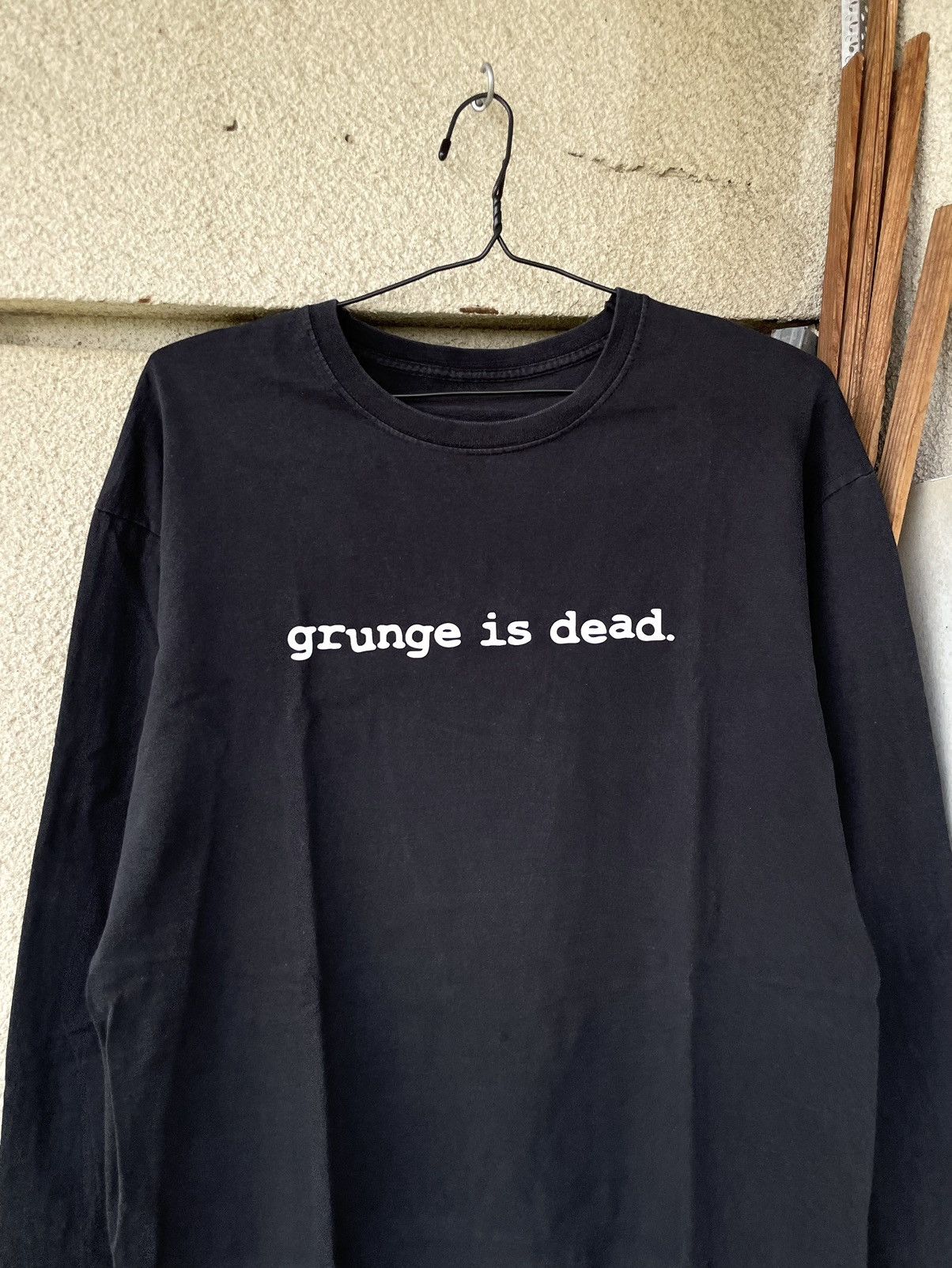 Vintage Grunge Is Dead Kurt Cobain Nirvana Faded LS T-Shirt