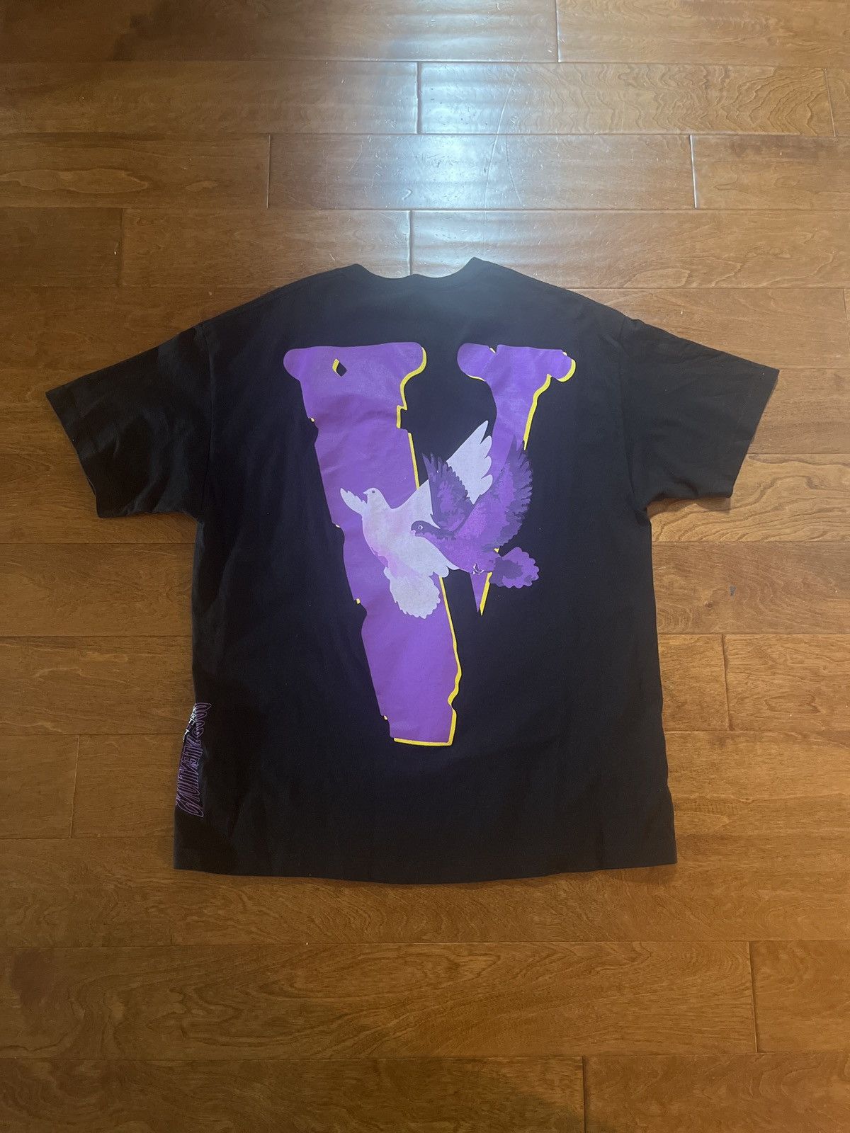 Vlone Nav x Vlone Doves Tee Size US XL / EU 56 / 4 - 2 Thumbnail