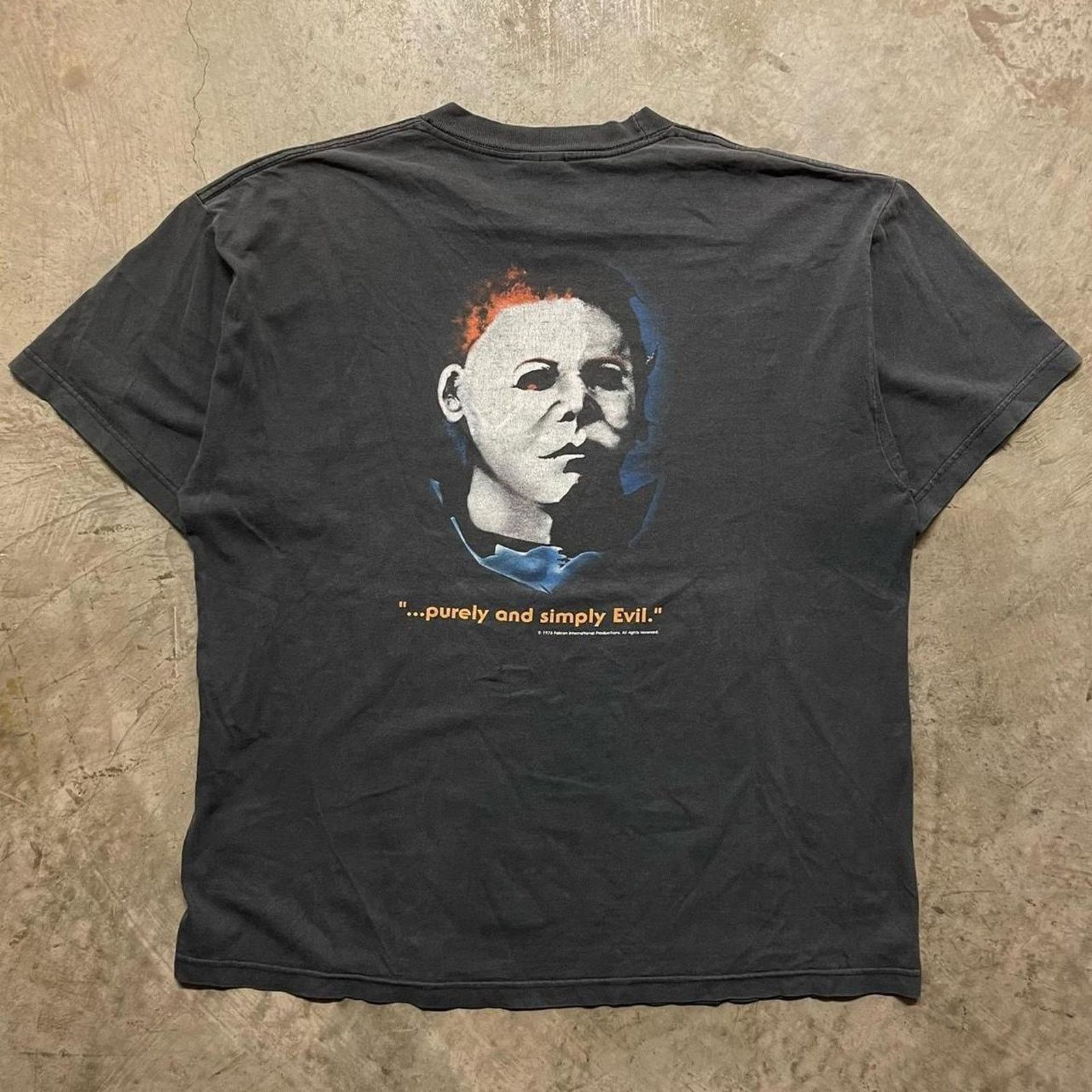 Vintage Vintage michael myers halloween graphic Size US XL / EU 56 / 4 - 1 Thumbnail