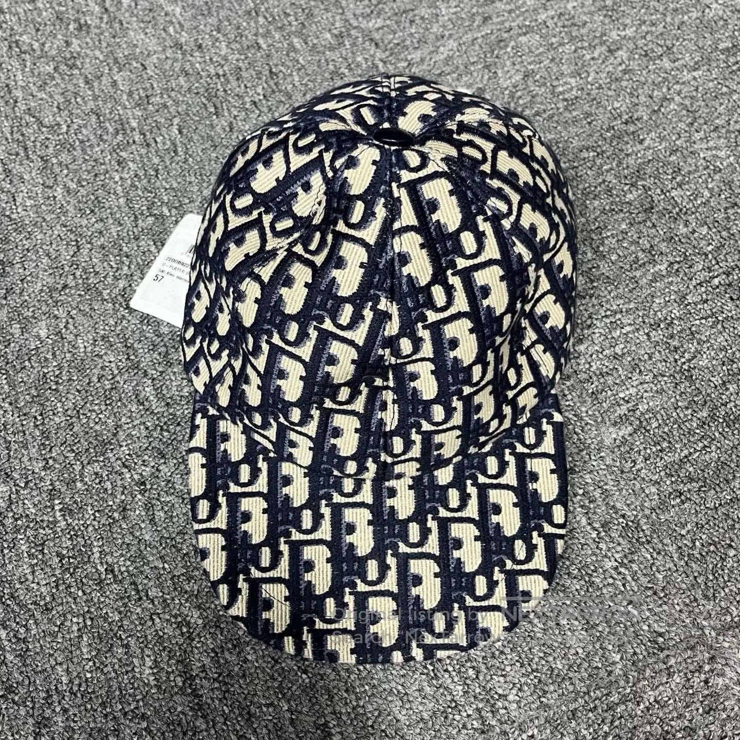 Dior Dior Brand logo: Lamb leather duck cap| Size ONE SIZE - 1 Thumbnail