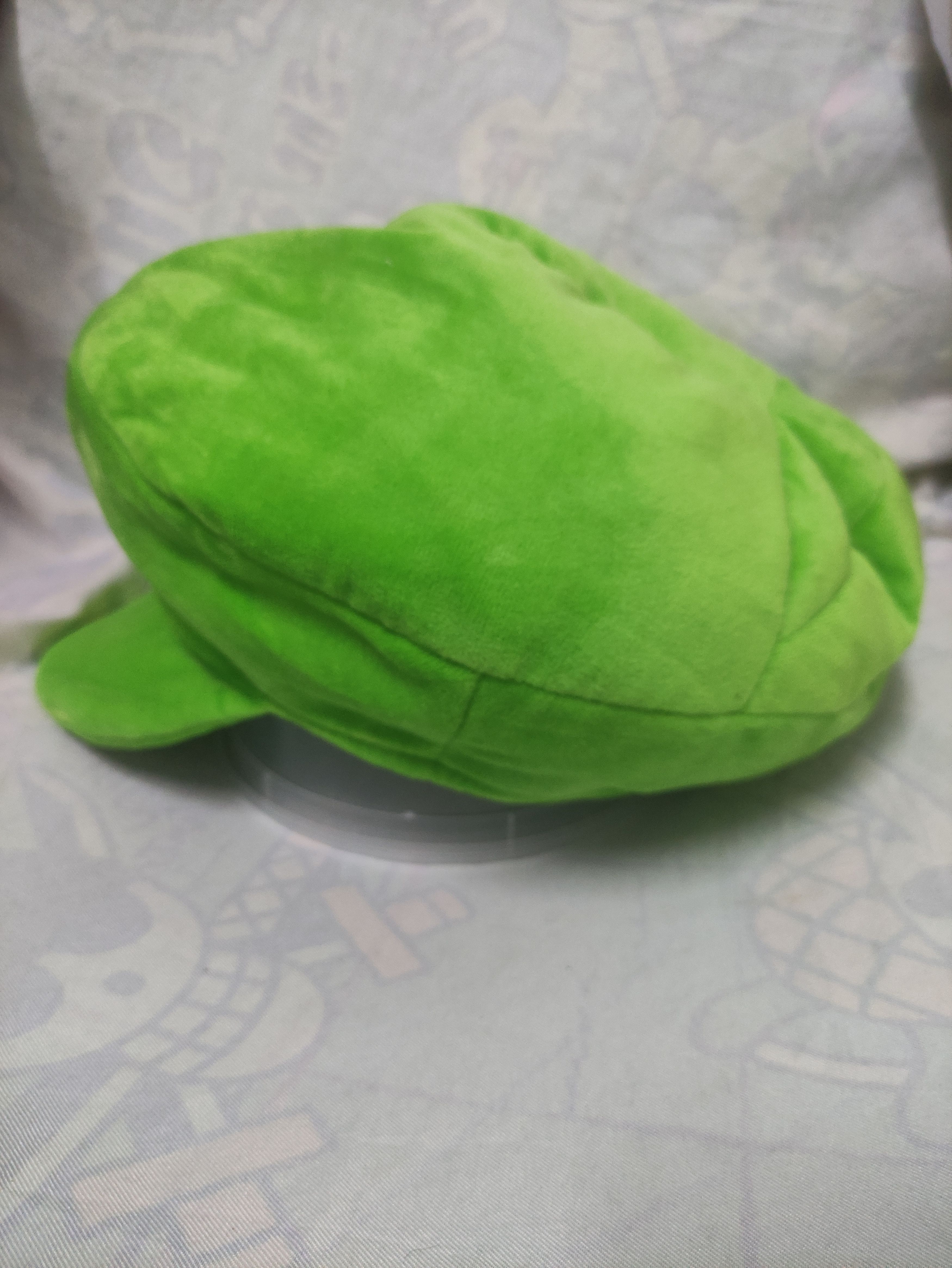 SUPER NINTENDO WORLD LUIGI PILLOW HAT BY UNIVERSAL STUDIOS