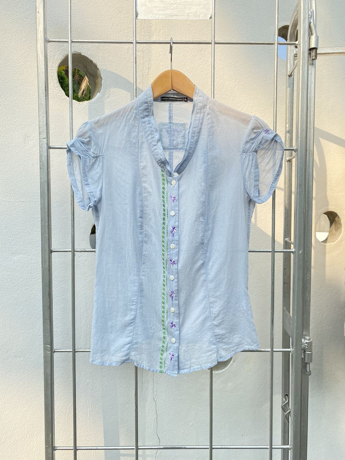 Marithe Francois Girbaud embroidery flowers blouse