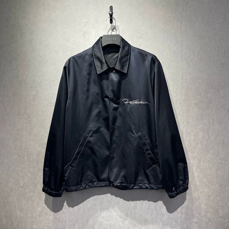 Louis Vuitton LOUIS VUITTON Dove print jacket Size US M / EU 48-50 / 2 - 1 Thumbnail