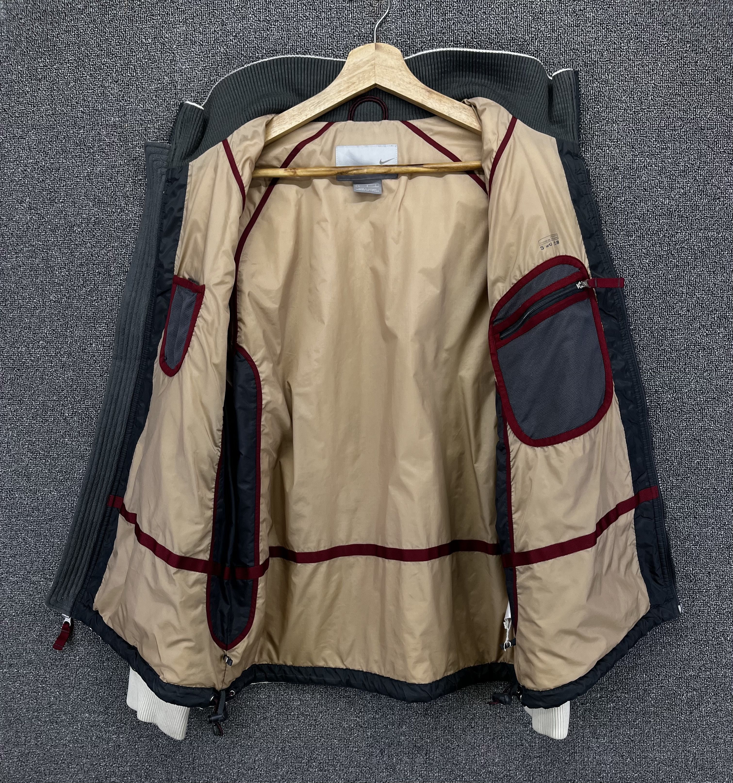 Nike Vintage Nike Quilted Zip Up Rare Jacket Size US L / EU 52-54 / 3 - 5 Thumbnail