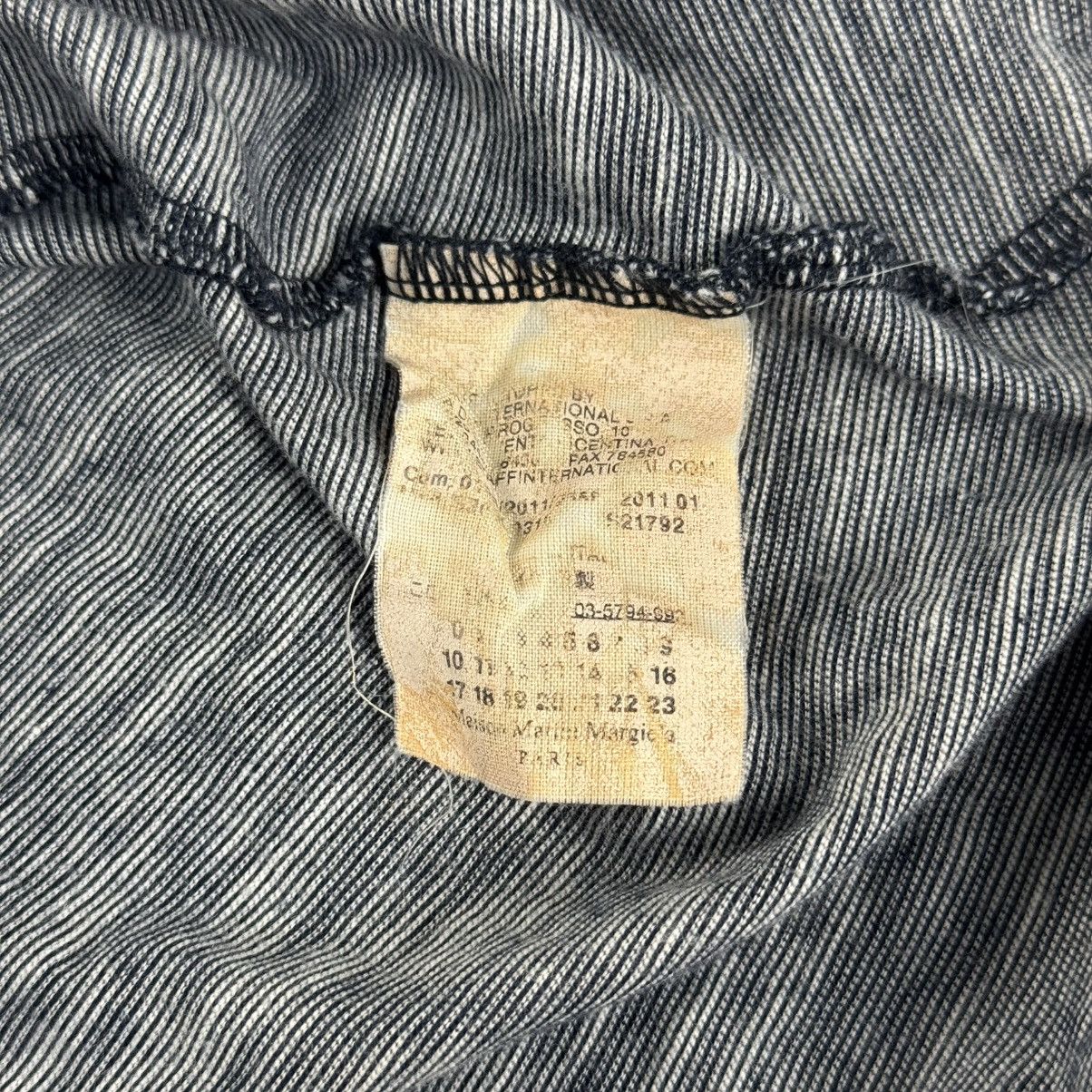 Maison Margiela Maison Margiela - Line 14 - V-neck Shirt Size US M / EU 48-50 / 2 - 8 Thumbnail