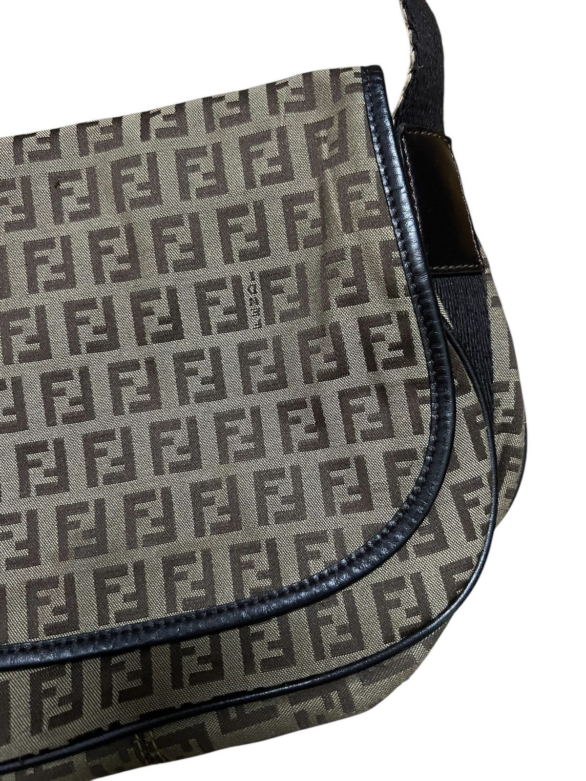 Fendi × Vintage Vintage Fendi FF Brown Canvas Shoulder Bag Size ONE SIZE - 2 Thumbnail
