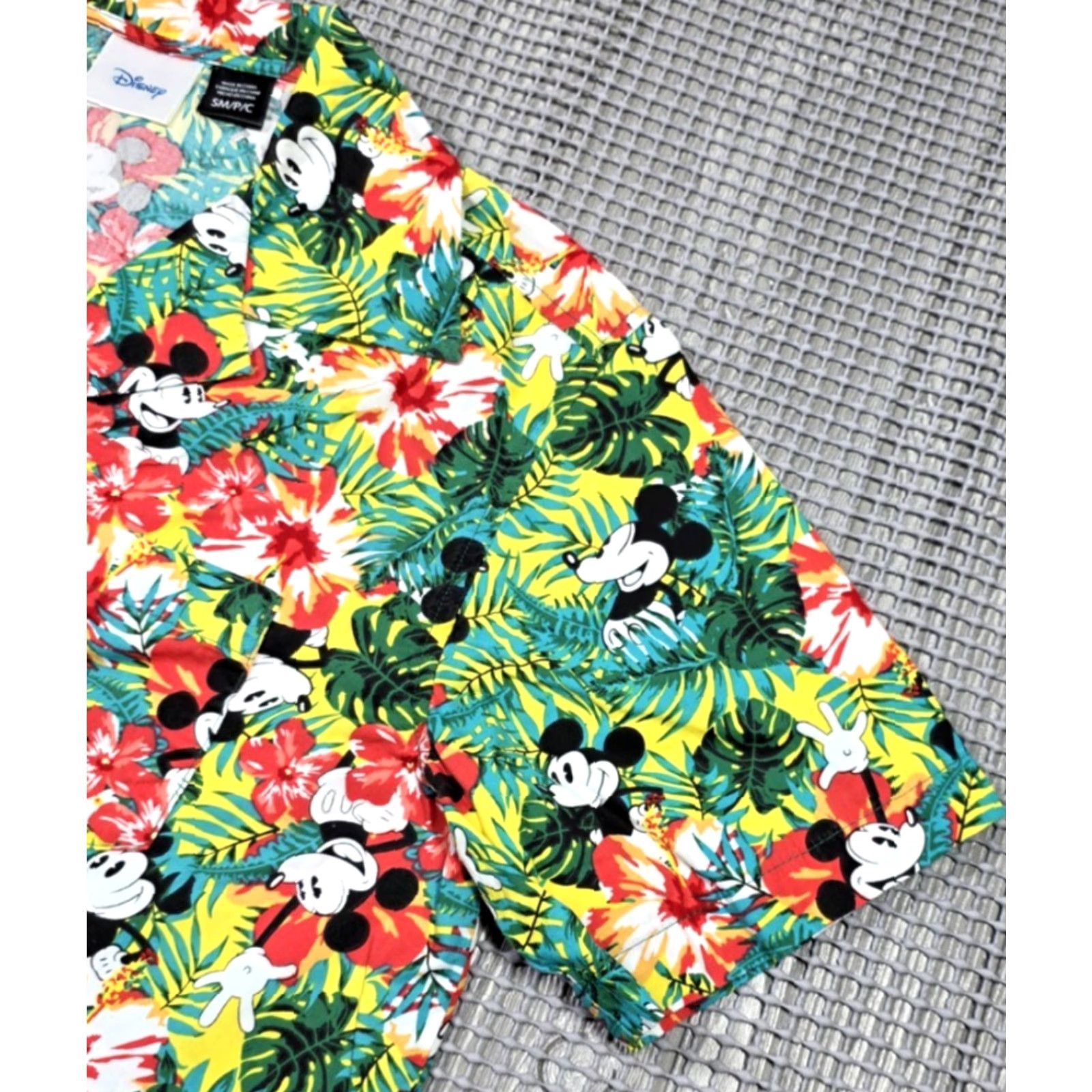 Disney Mickey Disney Mens Hawaiian Shirt S Floral Multicolor Tropical Camp Safari Size US S / EU 44-46 / 1 - 4 Thumbnail