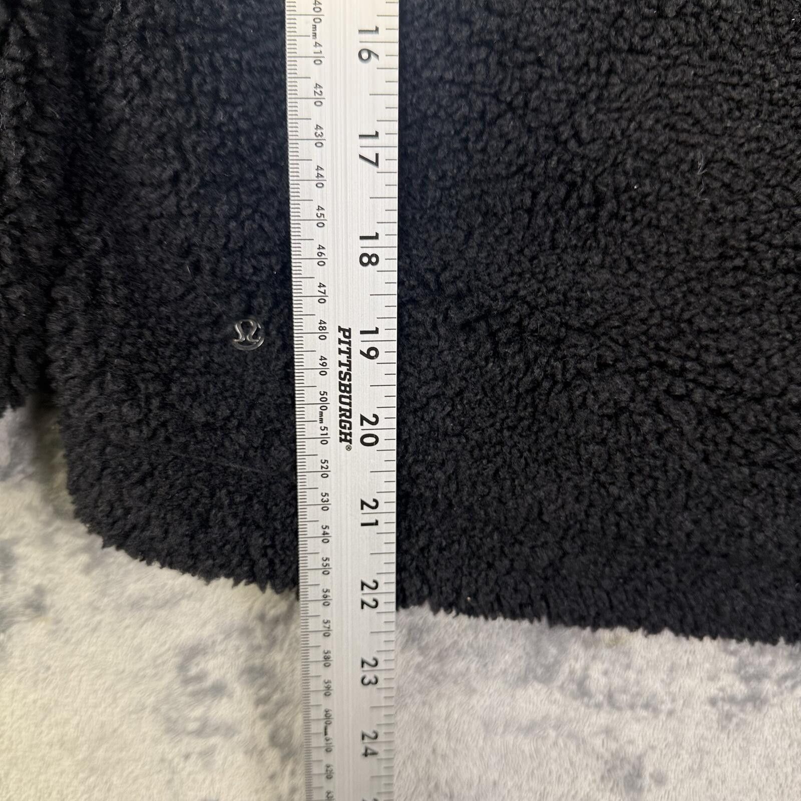 Branded Leather Lululemon Ultra Soft Black Sherpa Fleece Jacket Size ONE SIZE - 5 Thumbnail