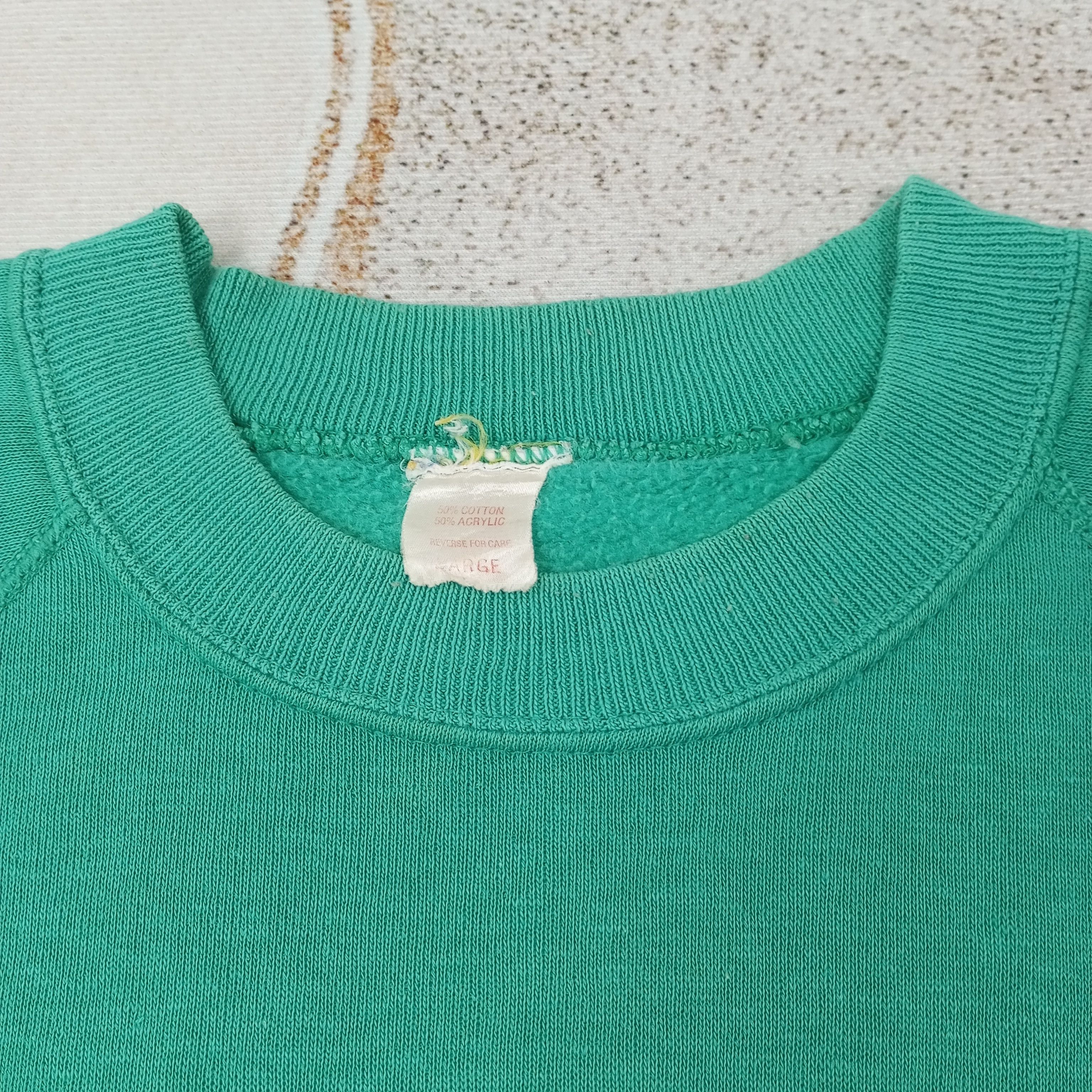 Vintage Vintage Devils Point Streetwear Sweatshirt c233n18 Size US L / EU 52-54 / 3 - 3 Thumbnail