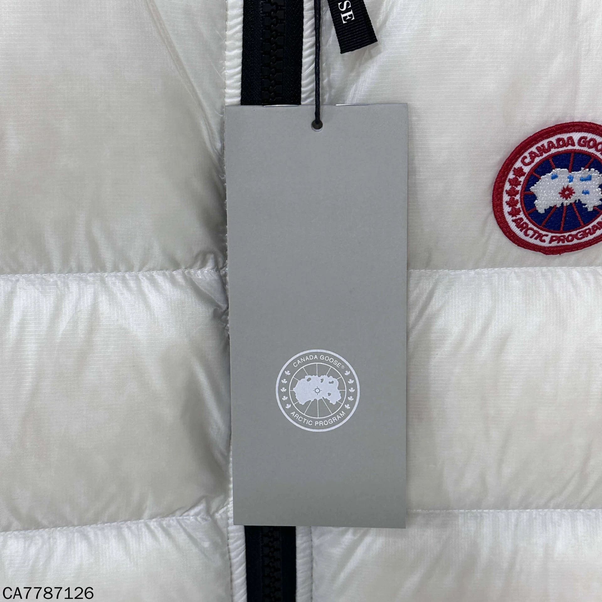 Canada Goose Canada Goose White Logo Down Vest XL Size US XL / EU 56 / 4 - 6 Thumbnail
