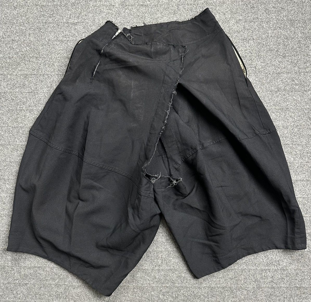 Comme des Garcons Comme Des Garcons - 2014 Deconstructed Fringe Finish Size US 29 - 2 Thumbnail