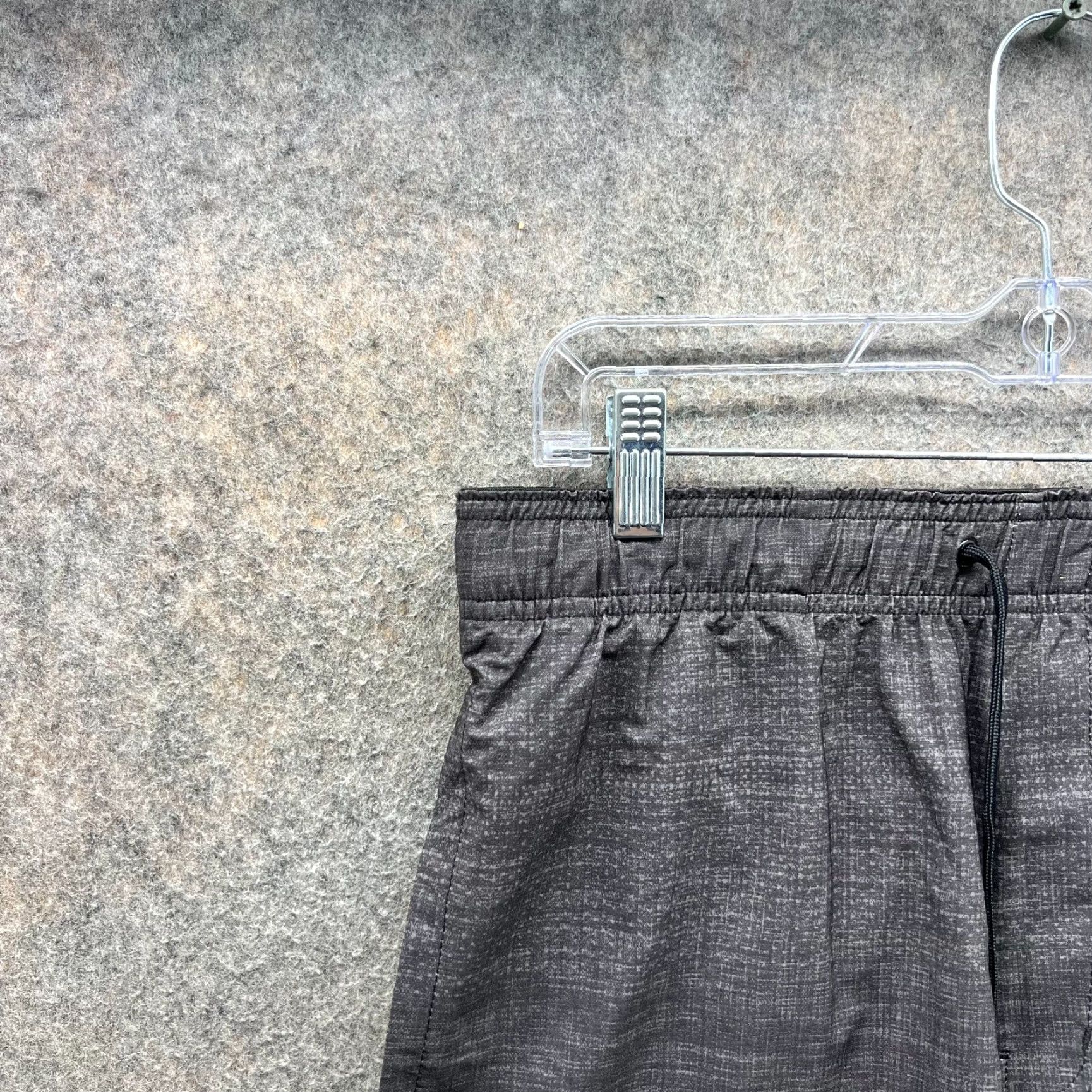 TravisMathew **VINTAGE TRAVIS MATHEW MEDIUM GRAY BOARD SHORTS** User: VINTAGE TRAVIS MATHEW MEDIUM GRAY BOARD SHORTS Size US 31 - 6 Thumbnail