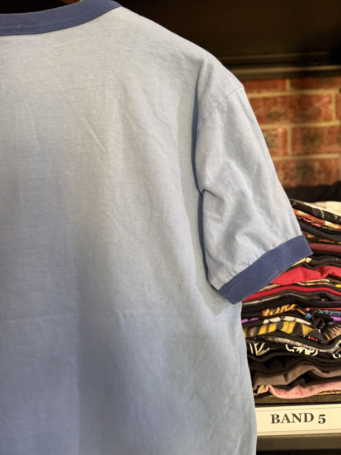 Band Tees × Vintage Vintage 90s Twenty Six Red X Elvis Via Satellite Faded Tee Size US L / EU 52-54 / 3 - 11 Thumbnail