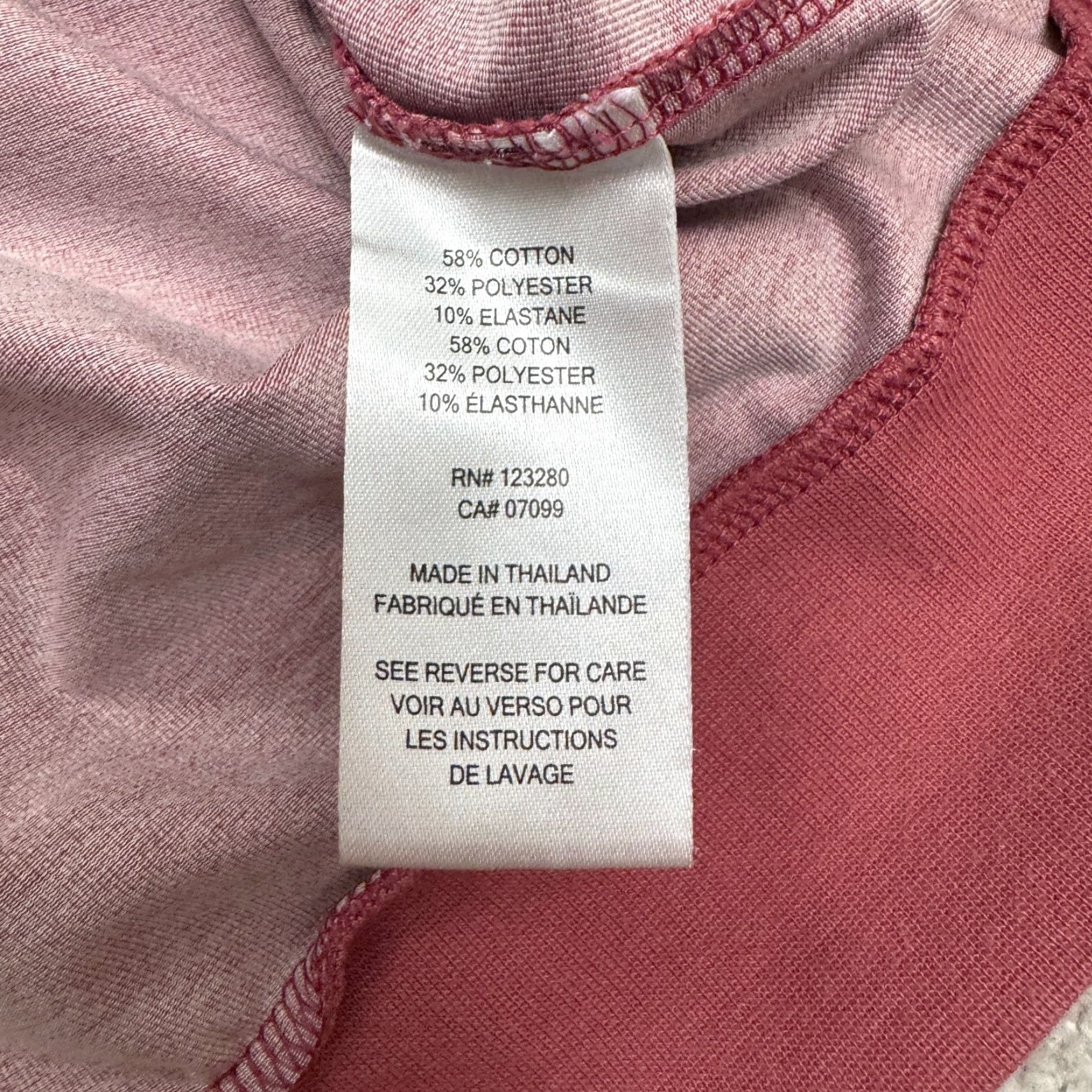 TravisMathew Travis Mathew Mens XL Red Striped 1/4 Zip Pullover Sweatshirt Golf Top Size US XL / EU 56 / 4 - 7 Thumbnail