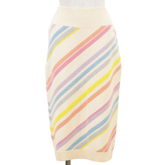 Chanel Chanel Chanel Cashmere Knit Skirt Textile Skirts P60514 DUTY FREE for USA Size ONE SIZE - 1 Thumbnail