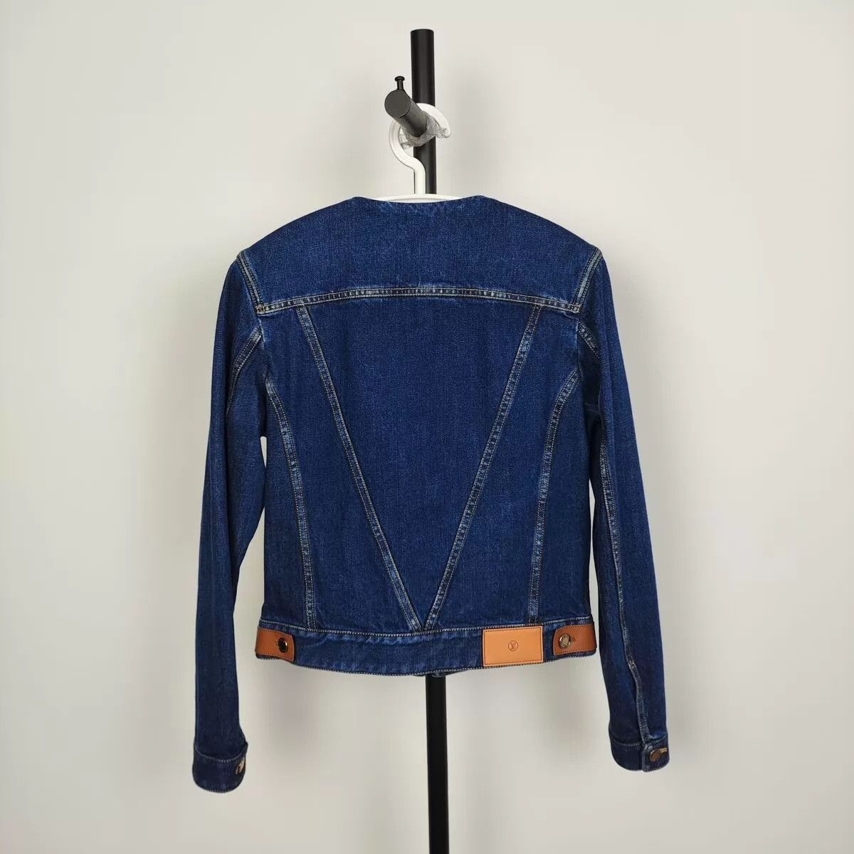 Louis Vuitton LV women's blue denim leather jacket 36 Size XS / US 0-2 / IT 36-38 - 2 Thumbnail