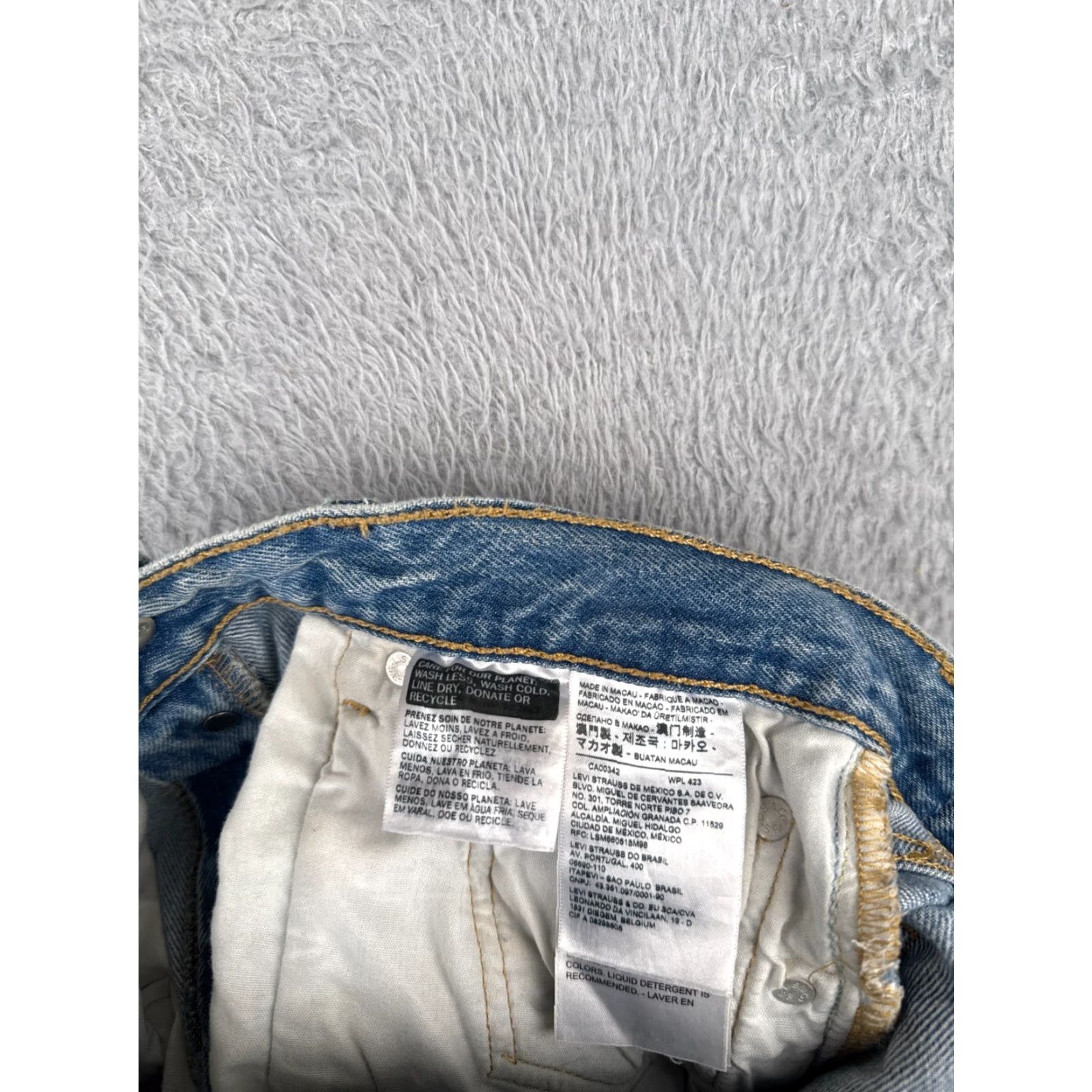 Levi's Levi's 501 Jeans Men's Regular 26x30 Blue Denim Distressed Button Fly Size US 26 / EU 42 - 7 Thumbnail